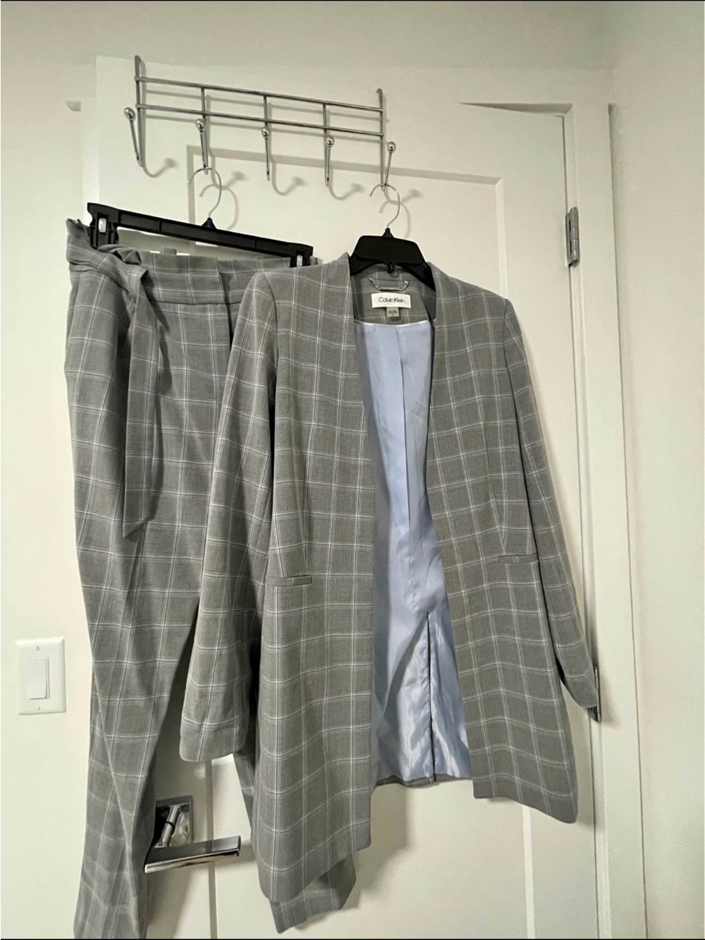Calvin Klein Grey Windowpane Plaid Blazer & Pant set size 2